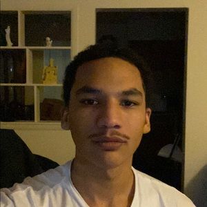 Meet your Posher, Ethan